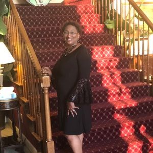 Meet your Posher, Cynthia